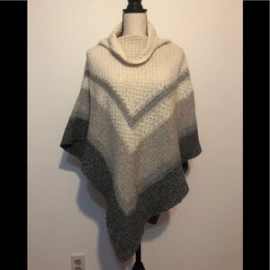 Old Navy knitted poncho